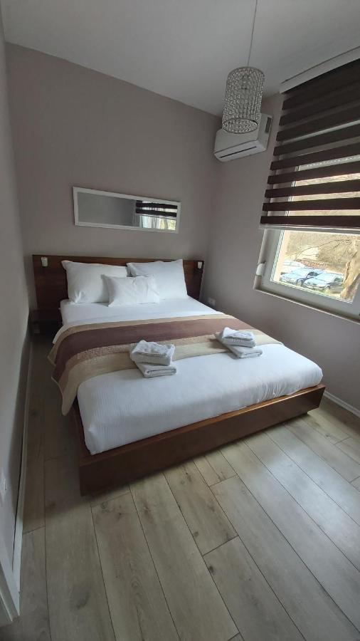 Ozapartments Mostar Bagian luar foto