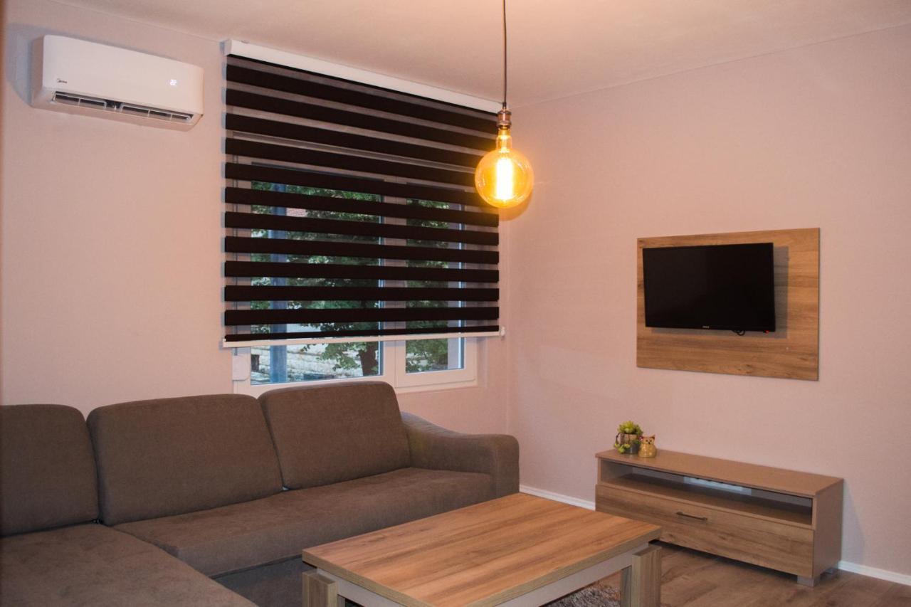 Ozapartments Mostar Bagian luar foto