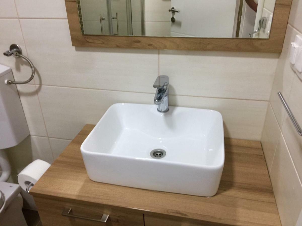 Ozapartments Mostar Bagian luar foto