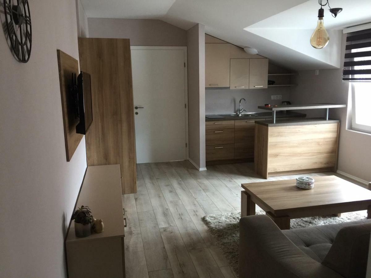 Ozapartments Mostar Bagian luar foto